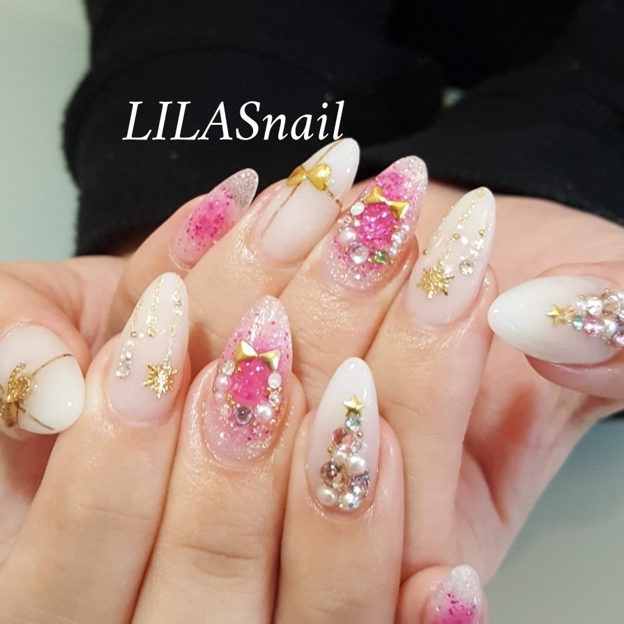 冬 クリスマス パーティー ハンド ラメ Lilasnail Ayaのネイルデザイン No ネイルブック