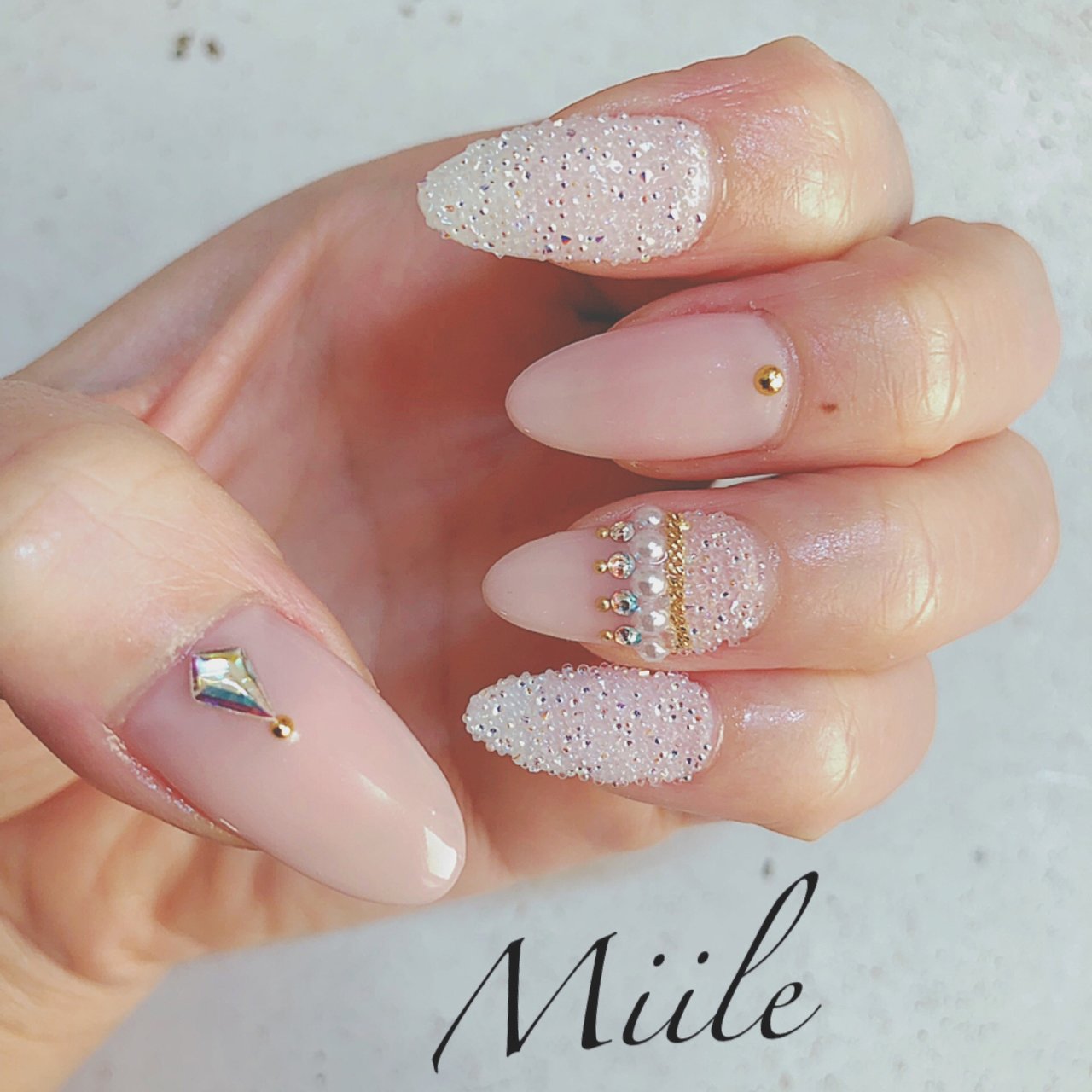 オールシーズン クリスマス ブライダル パーティー ハンド Private Nail Salon Miile のネイル デザイン No ネイルブック