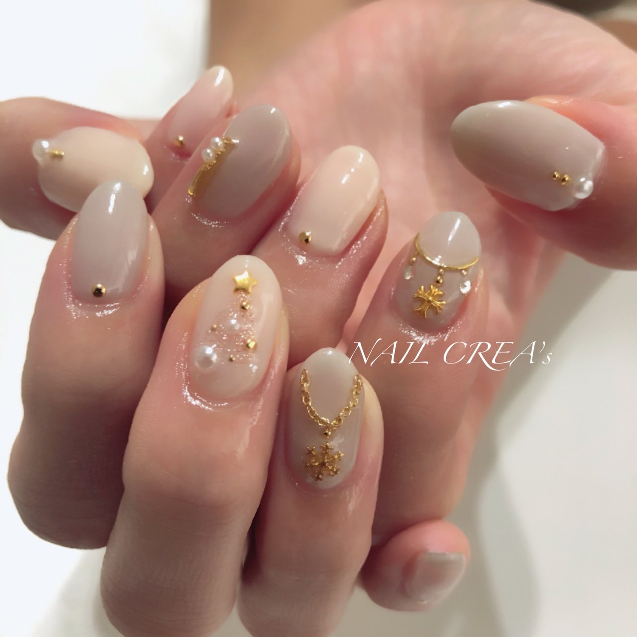 冬 ハンド チェーン デコ 雪の結晶 Nail Creasネイルクレアズのネイルデザイン No ネイルブック