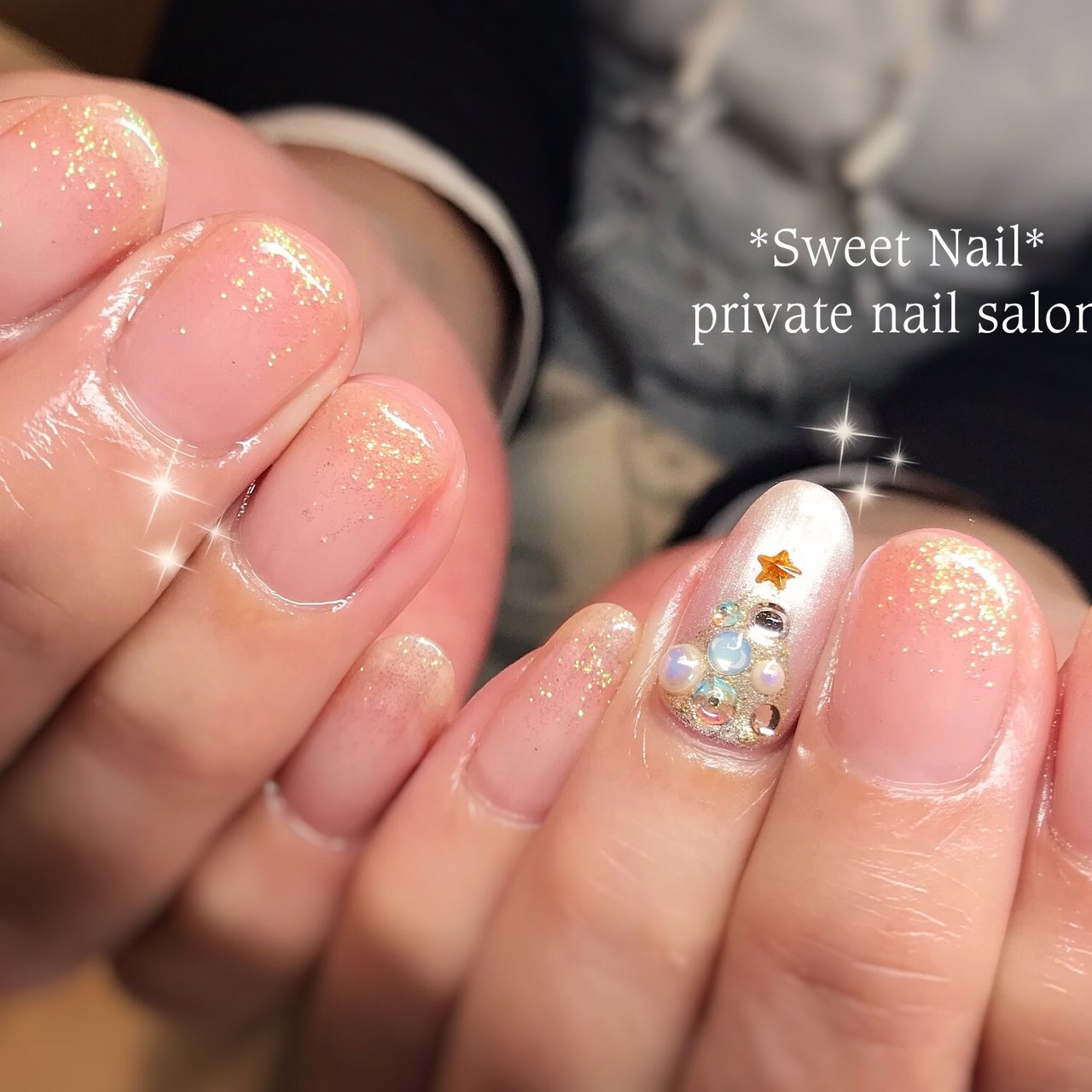 冬 クリスマス オフィス ハンド シンプル 大阪府八尾市ネイルサロン Sweet Nail のネイルデザイン No ネイルブック