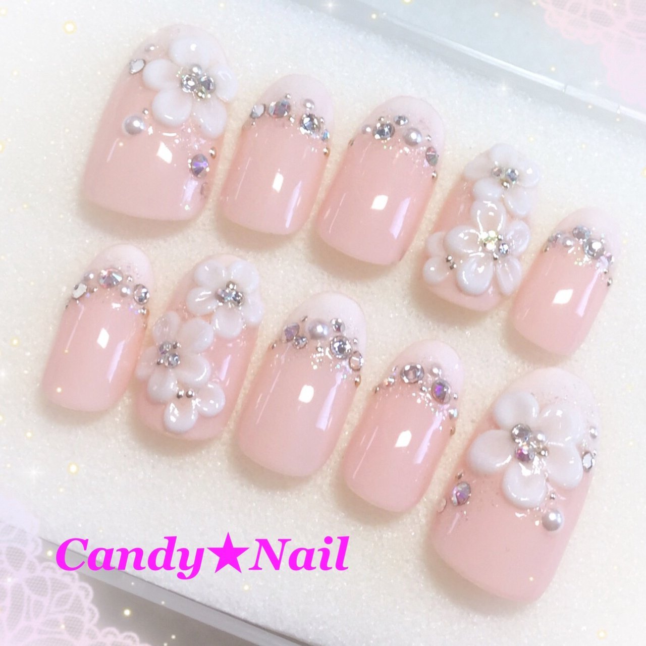 オールシーズン ブライダル ハンド フレンチ フラワー 伊藤千恵のネイルデザイン No ネイルブック