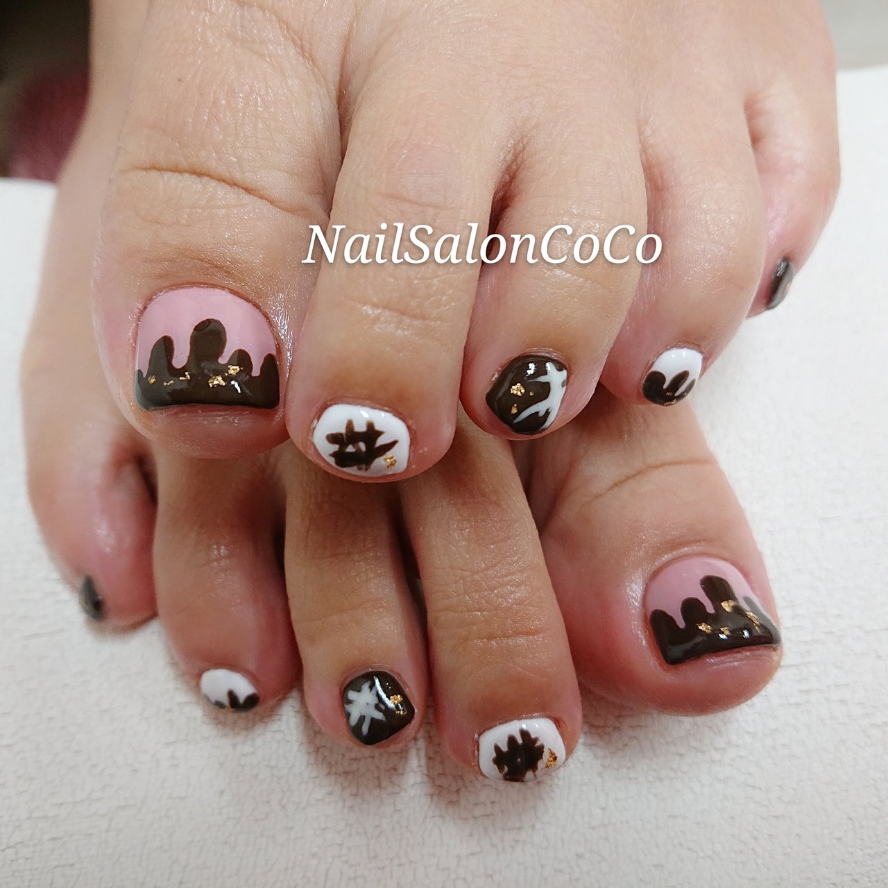 冬 バレンタイン フット スイーツ ショート Nailsaloncocoのネイルデザイン No ネイルブック