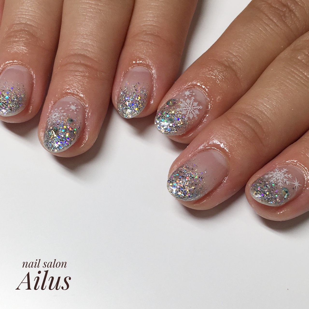 冬 ハンド グラデーション ホログラム ラメ Nail Salon Ailusの