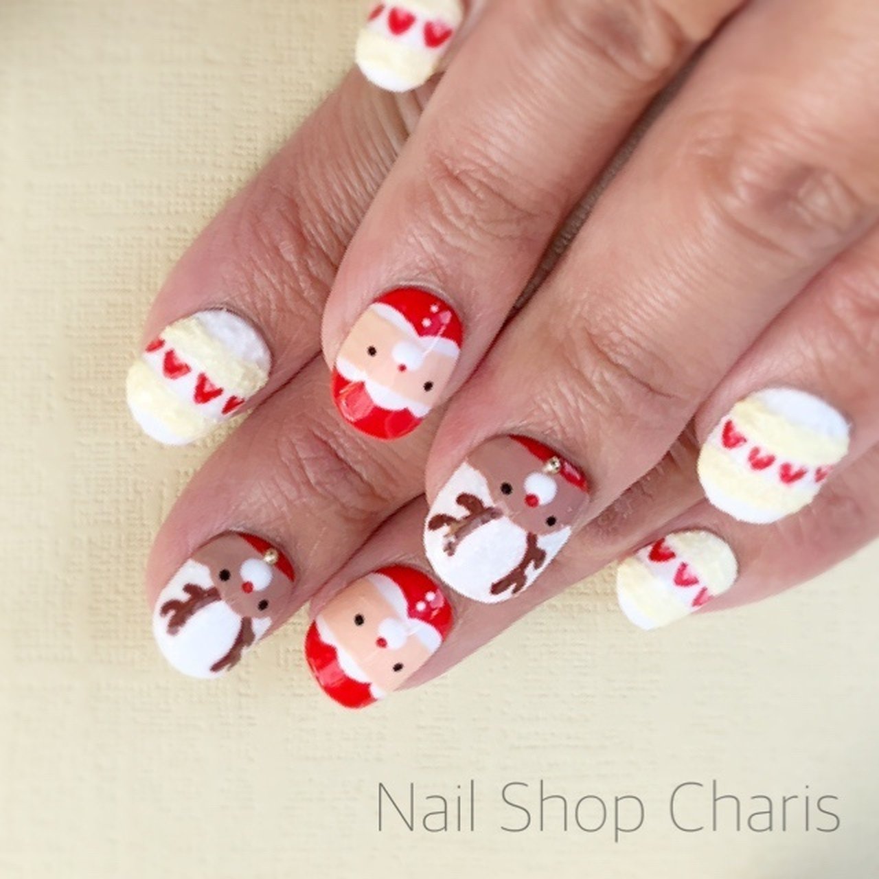 冬/クリスマス/デート/女子会/ハンド - nail_shop_charisのネイルデザイン[No.3780499]｜ネイルブック