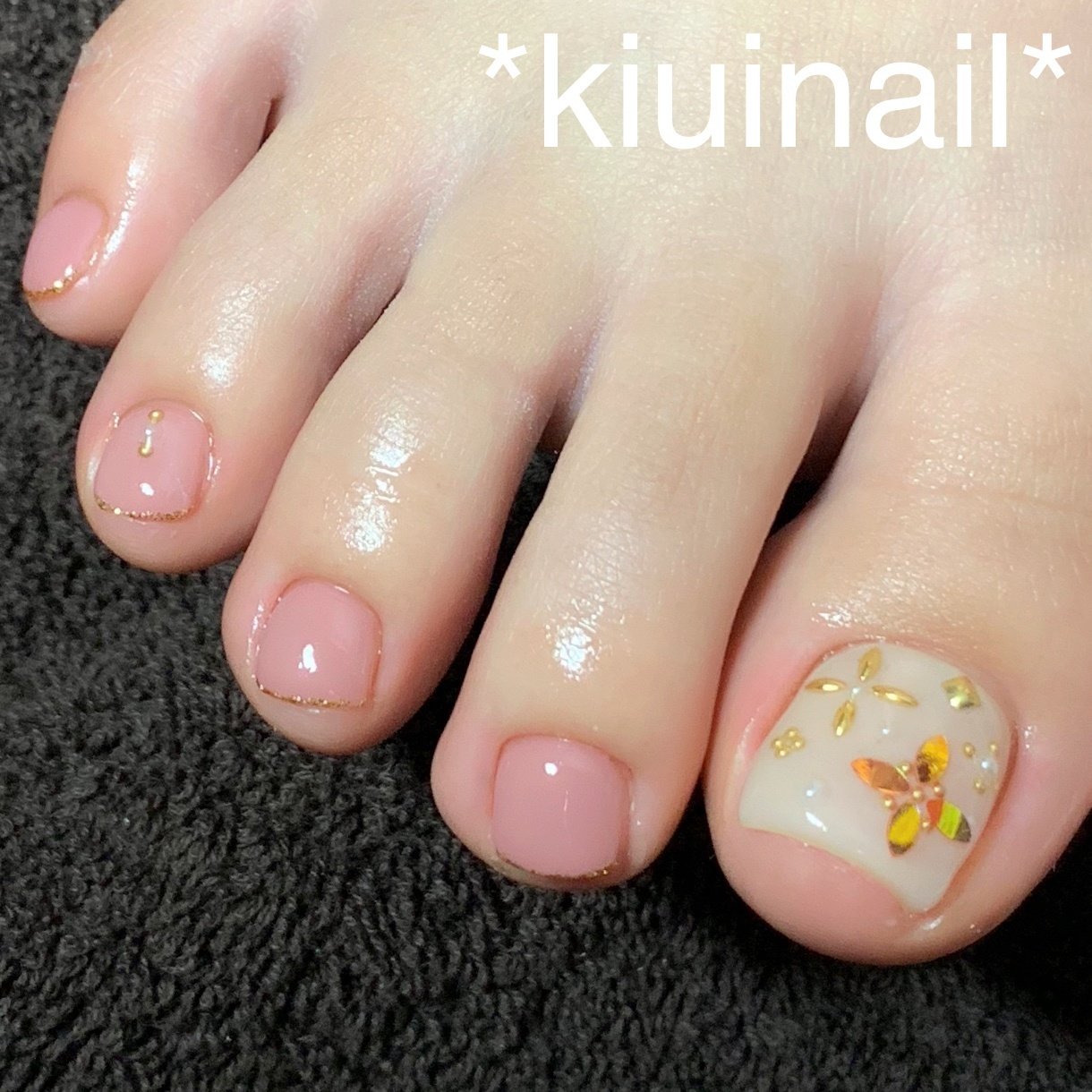 オールシーズン フット ベージュ ピンク ジェル Kiuinailのネイルデザイン No ネイルブック