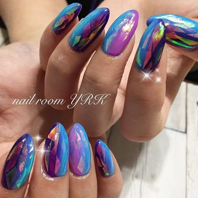 オールシーズン ハンド グラデーション ピンク ブルー Nail Room Yrkのネイルデザイン No ネイルブック