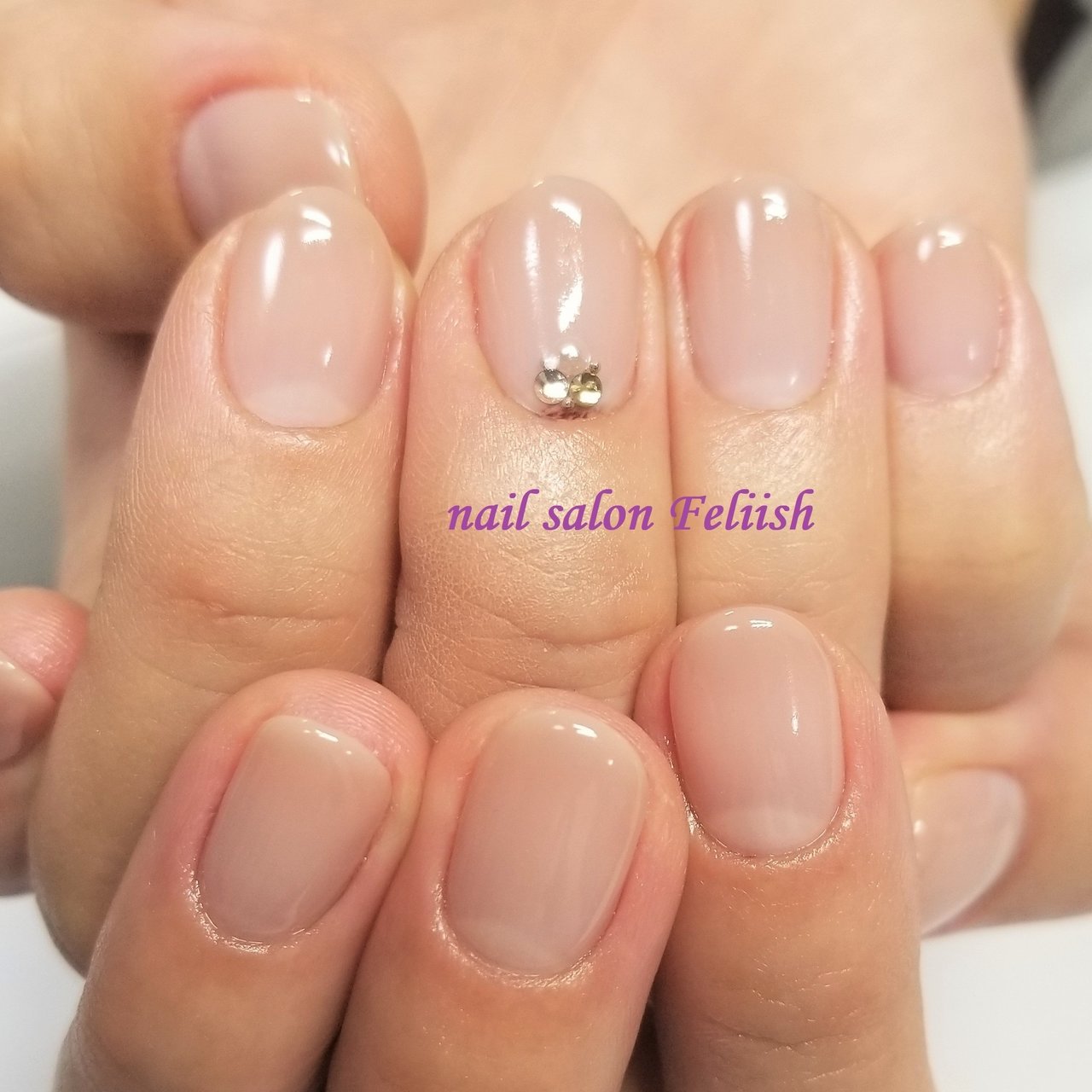 オールシーズン ハンド シンプル グラデーション ベージュ Nail Salon Feliishのネイルデザイン No ネイル ブック