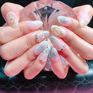 #ハンド #ハンドネイル #ハンドジェルネイル #ハンドネイルデザイン #ジェルネイル #ジェルネイルデザイン #アートし放題 #ジェル #シェルネイル #冬ネイル #冬ネイル2018 #冬ネイルデザイン #冬ネイルデザイン2018 #シルバーラメ #スノードームネイル #スノードーム風 #スノードーム #乳白色ネイル #乳白色 #チェーン #チェーンネイル #お客様ネイル #リピーター様 #3週間経過 #冬 #クリスマス #デート #女子会 #ハンド #ラメ #シェル #チェーン #ロング #ジェルネイル #ネイルモデル #RIHO♡ #ネイルブック
