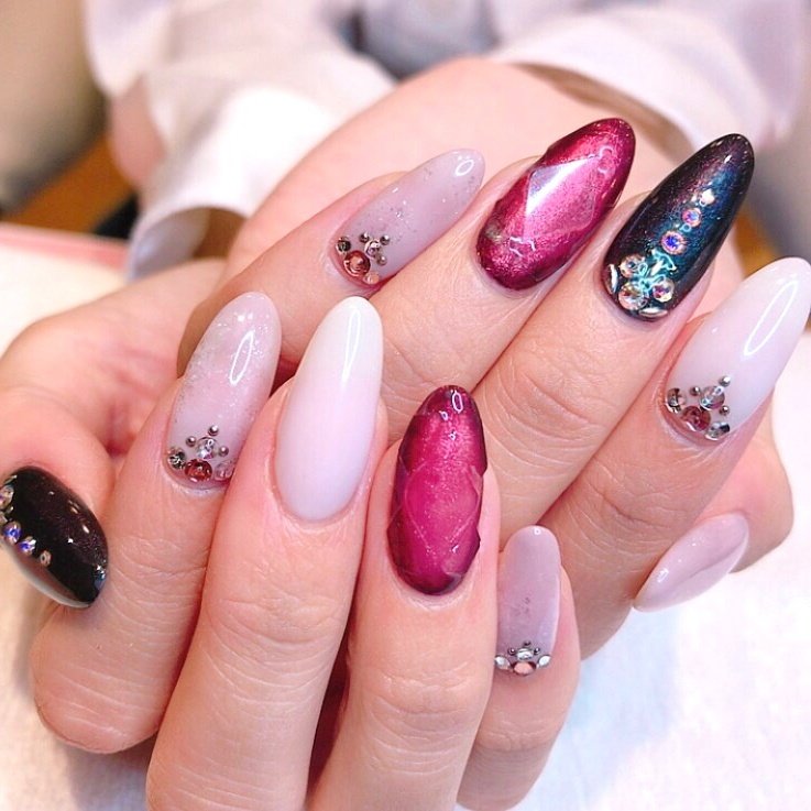 秋 冬 バレンタイン クリスマス ハンド Dessange Paris Kasumiのネイルデザイン No ネイルブック