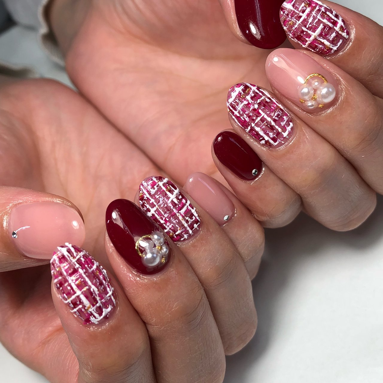 冬 ハンド ツイード ピンク ボルドー Nailの森 のネイルデザイン No ネイルブック