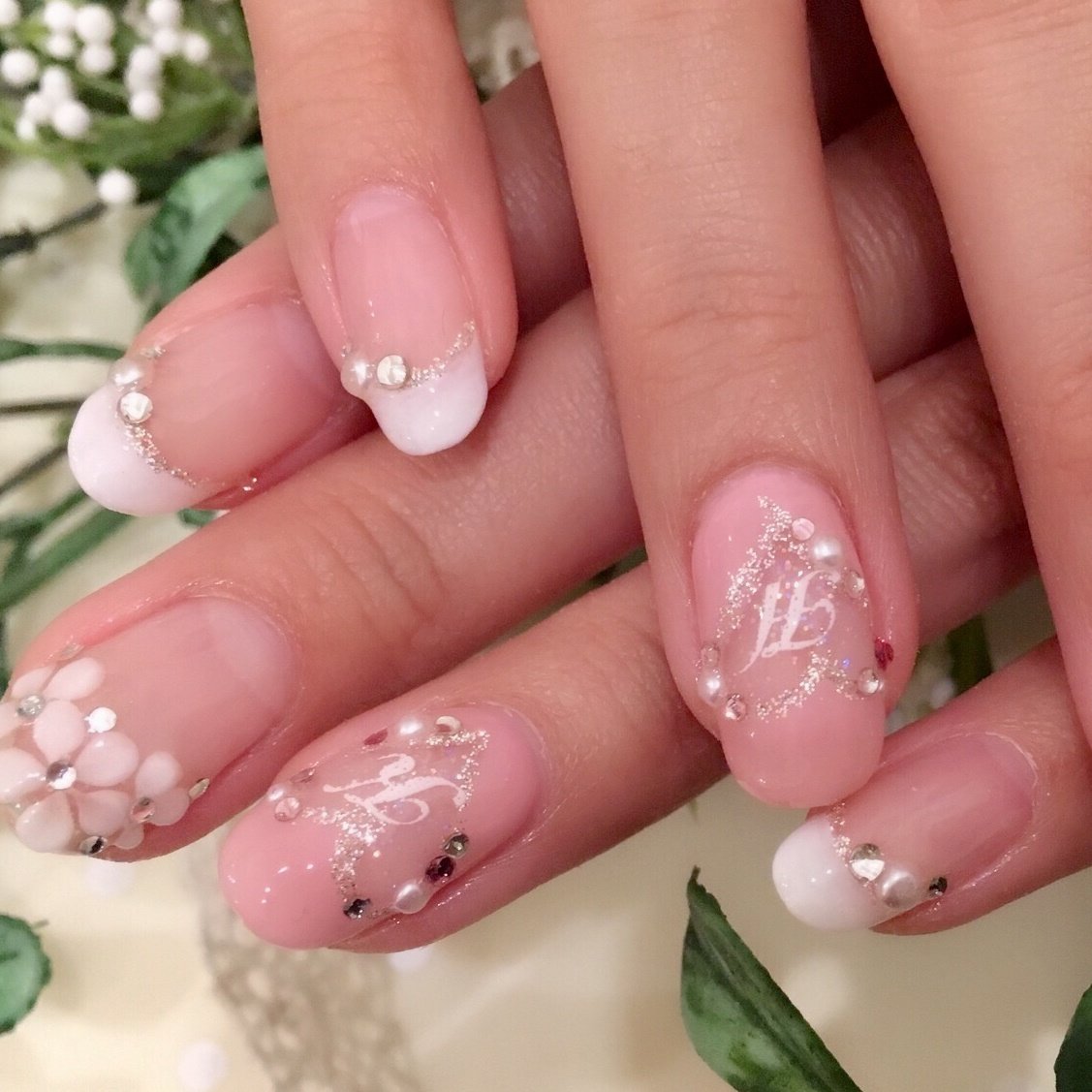 オールシーズン バレンタイン ブライダル ハンド フレンチ Sekineのネイルデザイン No ネイルブック