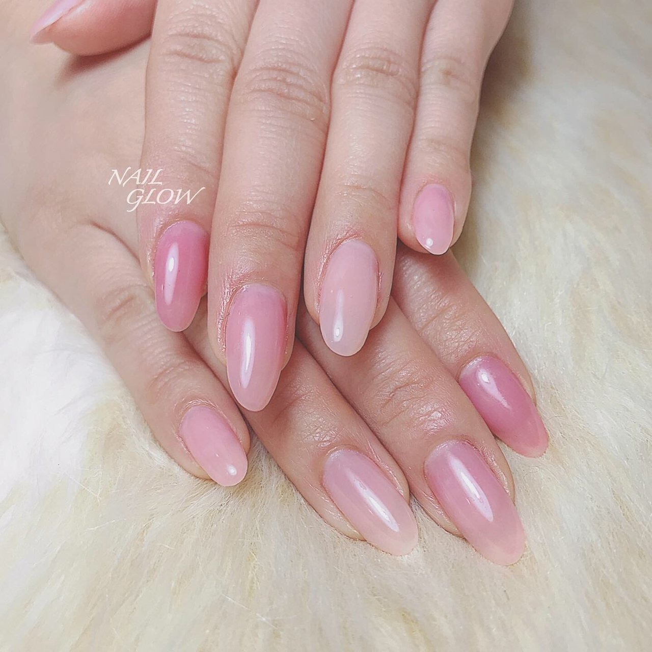 ハンド シンプル ワンカラー ピンク ジェル Nail Glowのネイルデザイン No 3799816 ネイルブック