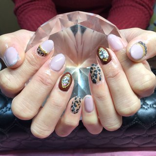#ハンド #ハンドジェル #ハンドネイル #ジェルネイル #ジェルネイルデザイン #ジェルネイルアートやり放題 #アートし放題 #2000円 #オフ無料 #レオパード #レオパードネイル #レオパード柄 #マットコート #マットネイル #マット #くすみピンク #くすみカラー #ブラウンネイル #ニュアンス #ニュアンスネイル #ニュアンスレオパード #お客様ネイル #秋 #冬 #デート #女子会 #ハンド #ワンカラー #チェーン #マット #レオパード #ミディアム #ジェルネイル #ネイルモデル #RIHO♡ #ネイルブック