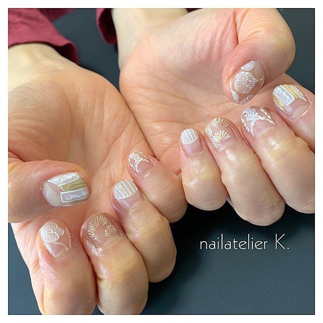 シンプル マット ホワイト ゴールド ジェル Nailatelier Kのネイルデザイン No ネイルブック