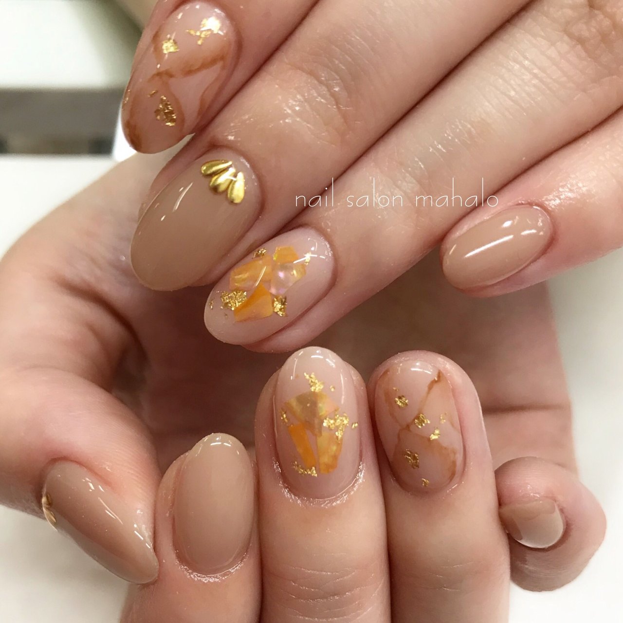 シェル 大理石 ニュアンス ベージュ ジェル Nail Mahaloのネイルデザイン No ネイルブック