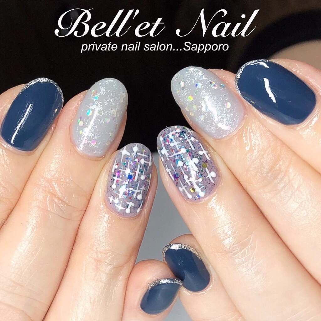 冬 ワンカラー チェック ネイビー グレー Bell Et Nail ネイリストayacoのネイルデザイン No ネイルブック