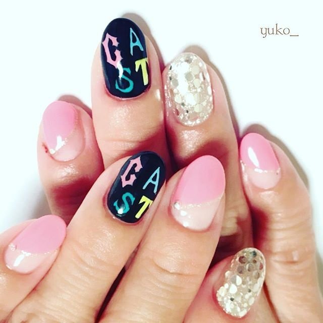 オールシーズン ライブ 変形フレンチ ピンク ブラック Yuko Nail Chouetteのネイルデザイン No ネイルブック