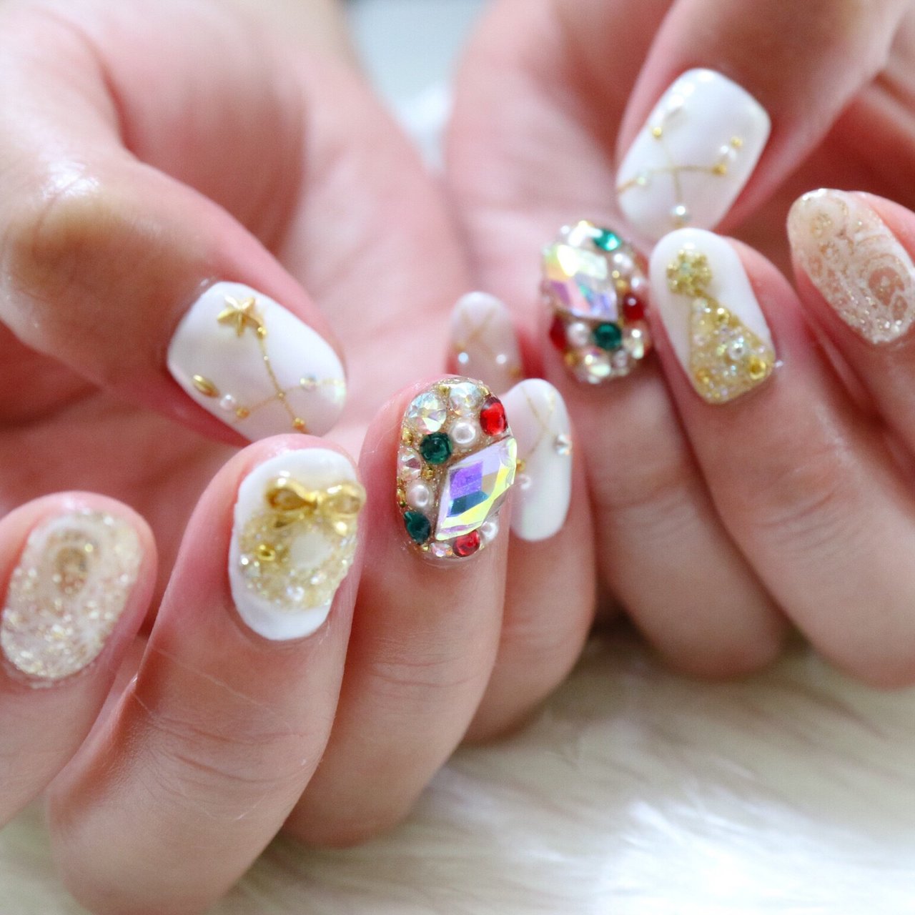 冬 クリスマス パーティー ハンド ラメ 新宿三丁目ネイルサロンラミエンヌ 鈴木かおりのネイルデザイン No ネイルブック