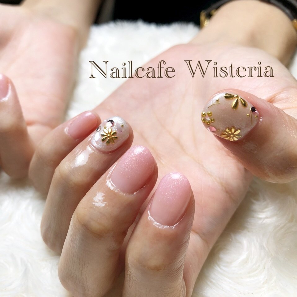 オールシーズン ハンド フラワー ホワイト ピンク Nailcafewisteriaのネイルデザイン No ネイルブック