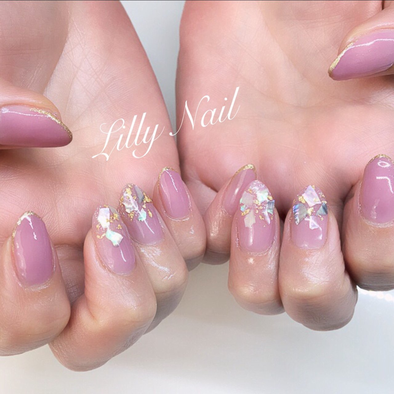オールシーズン ハンド シンプル シェル ミディアム Lilly Nailのネイルデザイン No ネイルブック