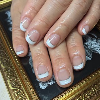 ✔️スクエア白フレンチ💅🏻❤️ .
.
#nail#nailstagram #フレンチ#ショートネイル#スクエア#ショートスクエア#白フレンチ#シルバーライン#大人ネイル#おしゃれネイル#王道フレンチ#オフィスネイル#ネイルブック#ネイルブックおすすめサロン #ネイルブックよりご予約可能 #オールシーズン #入学式 #オフィス #ハンド #フレンチ #ショート #ホワイト #シルバー #ジェルネイル #お客様 #s.♡nail #ネイルブック