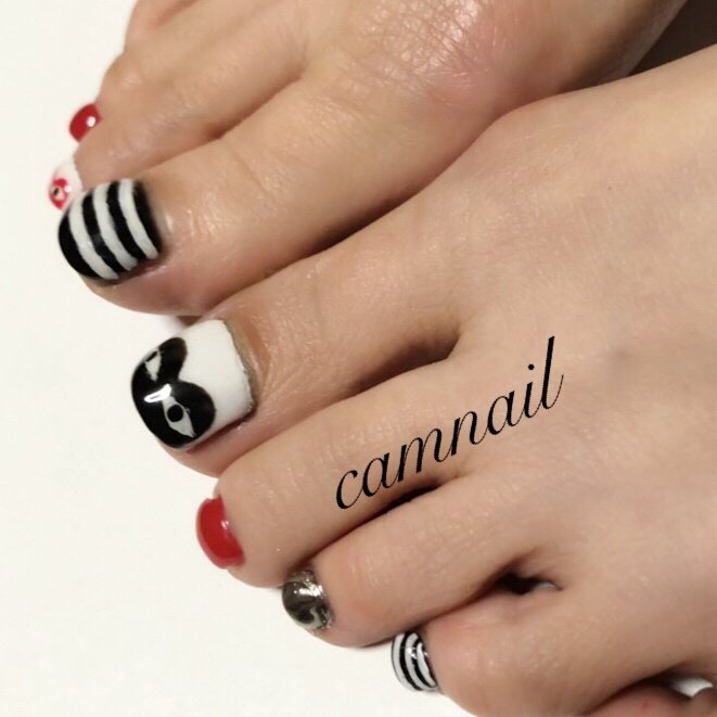 オールシーズン フット ハート キャラクター ブランド柄 Ayumi Camnailのネイルデザイン No ネイルブック