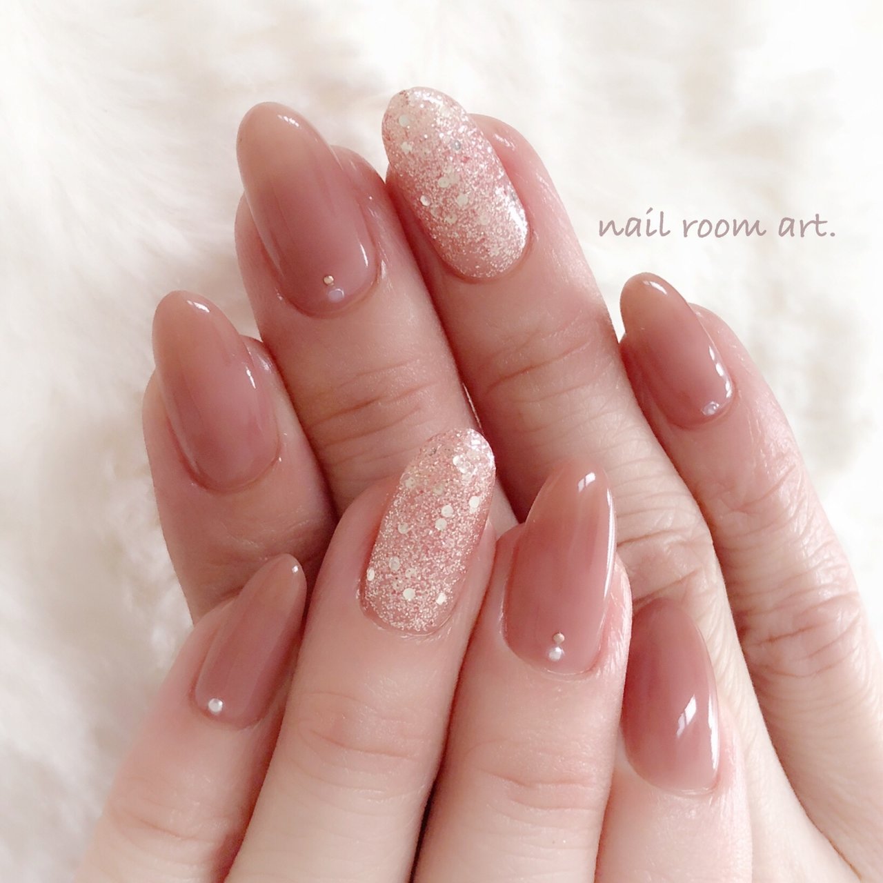 オールシーズン バレンタイン オフィス デート シンプル Nail Room Art のネイルデザイン No 3837195 ネイルブック