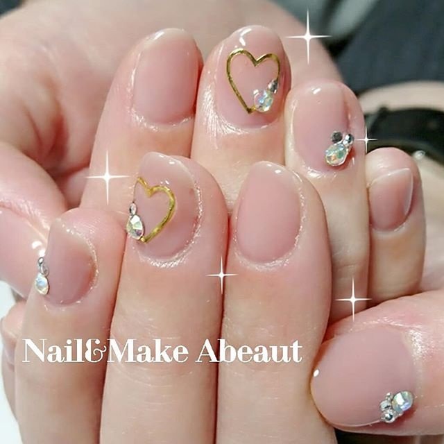 オールシーズン 成人式 バレンタイン 女子会 ハンド Nail Makeabeaut ｱﾋﾞｭｰﾄ のネイルデザイン No ネイル ブック