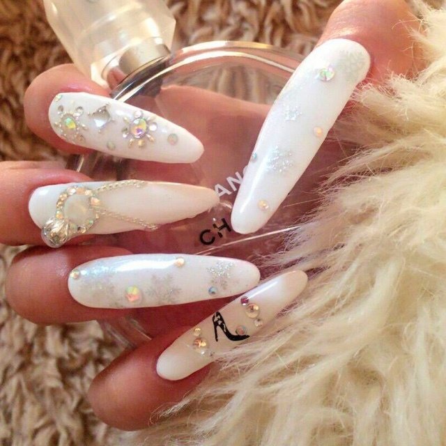 冬 ブライダル パーティー ハンド ワンカラー Nail Eyelash Salon Aiのネイルデザイン No ネイルブック