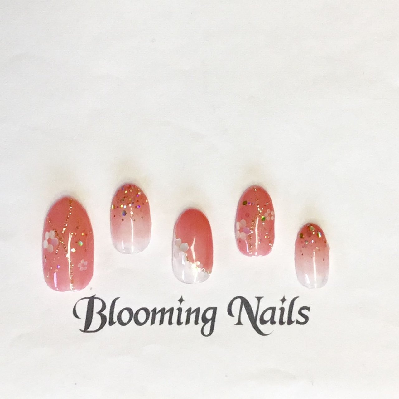 お正月 成人式 パーティー 女子会 ハンド Blooming Nailsのネイルデザイン No ネイルブック