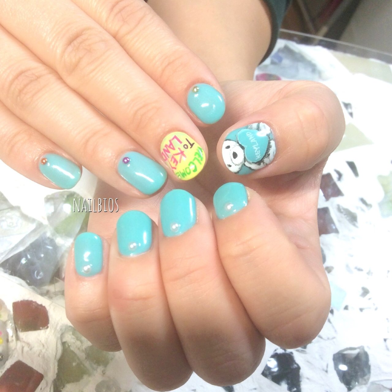 ライブ ハンド ワンカラー キャラクター ブルー Nailbios Tomo のネイルデザイン No ネイルブック