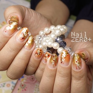 グラデーションの和柄ネイル マグネットネイルもあわせて使うと変化のあるゴージャスな指先に✨
#nailzeroplus #ネイルゼロプラス
#マグネットネイル #和柄ネイル #水引ネイル #市松模様 
#ジェルネイル #tokyo #followme
#ikebukuro #mensnailist #予約受付中
#fashion #art #girl #beauty #複数載せ
#東京 #豊島区 #池袋 #東池袋 #メンズネイリスト #冬ネイル #流行ネイル #ネイリスト募集中 #ソフィラジェル #sofiragel #お正月 #成人式 #ブライダル #パーティー #ハンド #グラデーション #和柄 #ロング #オレンジ #ゴールド #ジェルネイル #お客様 #塩見隼人 [池袋]ネイルゼロプラス #ネイルブック