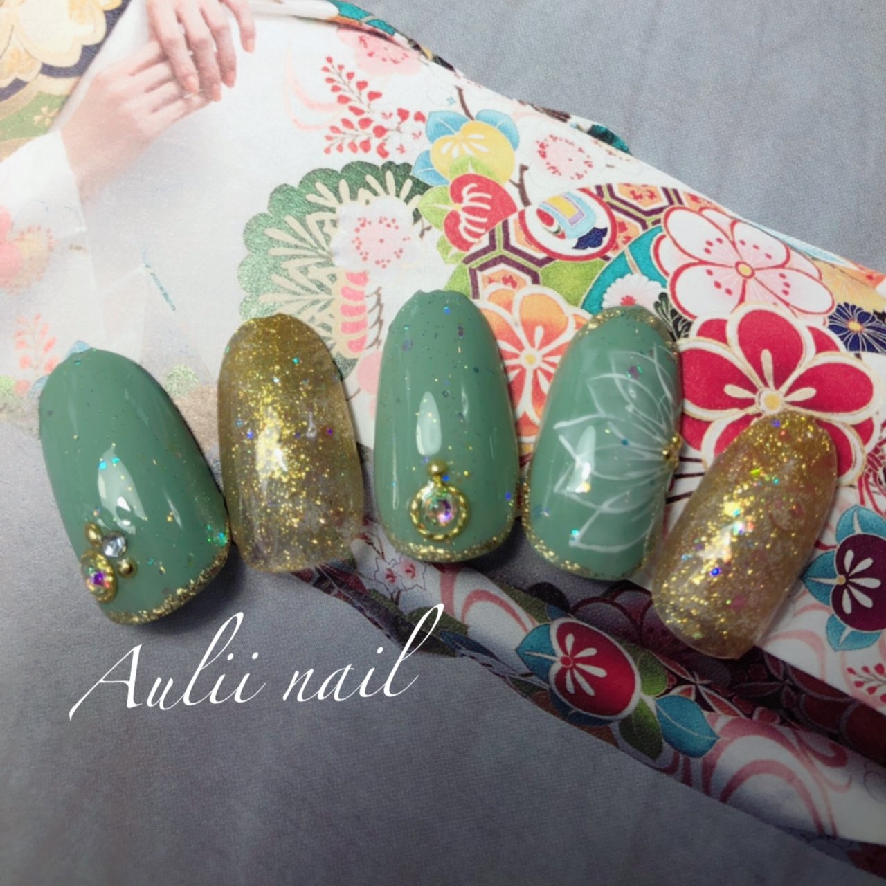 冬 お正月 成人式 ハンド フラワー Nail Salon Auliiのネイルデザイン No ネイルブック