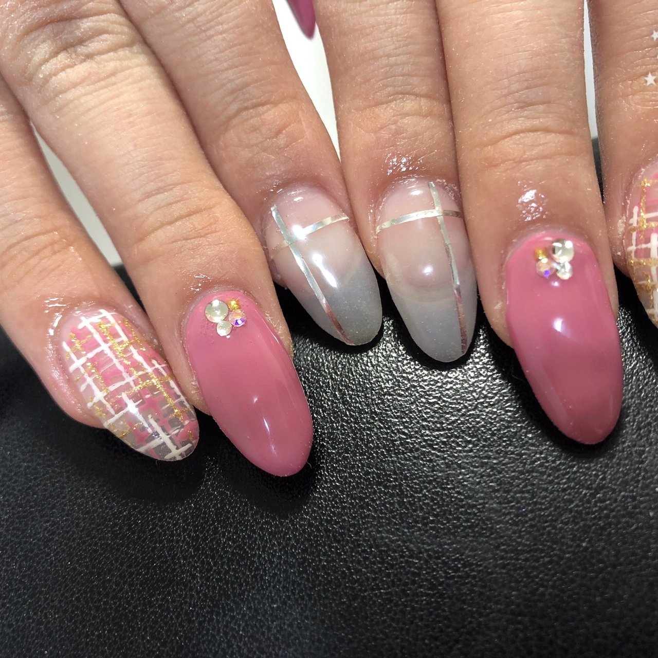 ハンド ツイード クリア ピンク お客様 Ayakaのネイルデザイン No ネイルブック