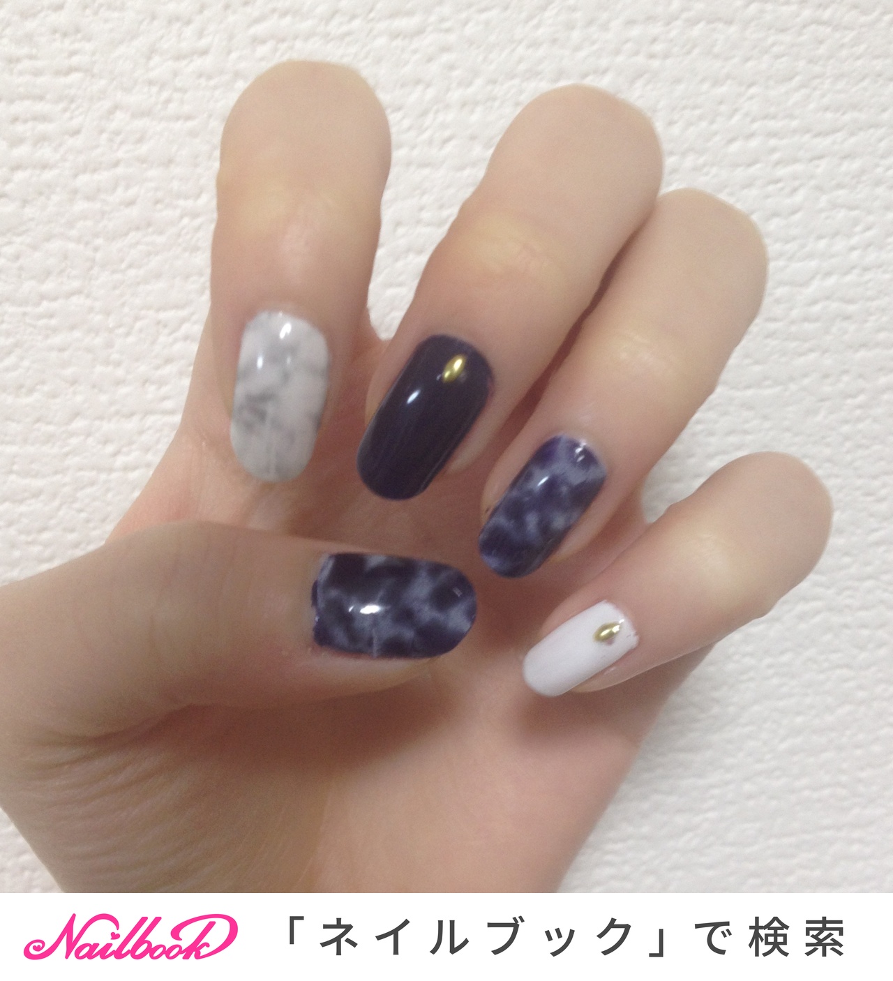 大理石 ネイビー しずくネイルシールのネイルデザイン ネイルブック