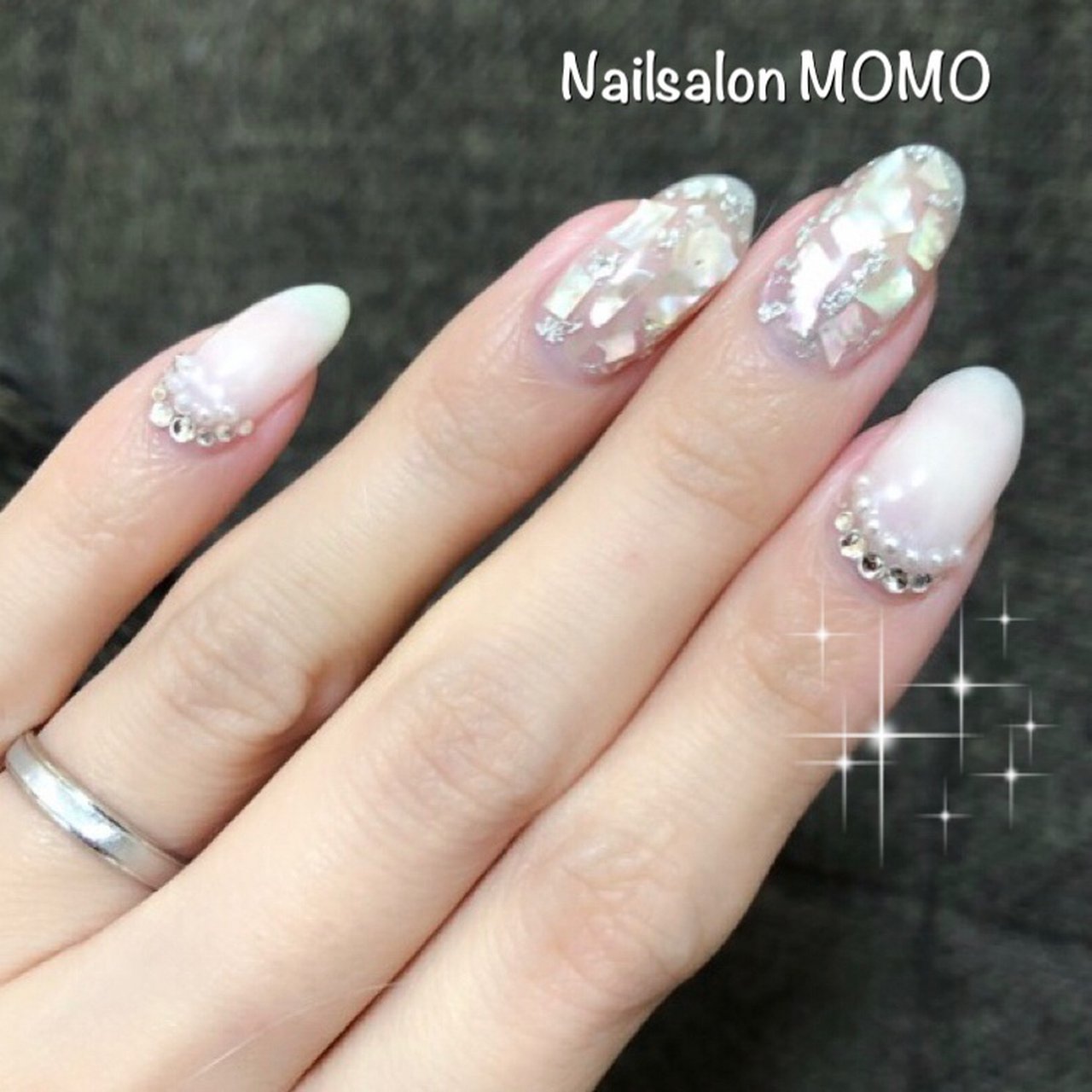 ブライダル ハンド シェル ミディアム ホワイト Nailsalonmomoのネイルデザイン No ネイルブック