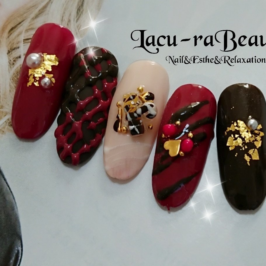 バレンタイン ハンド ワンカラー デコ スイーツ Lacu Rabeauty Koharuのネイルデザイン No ネイルブック