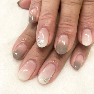 人気順 グレーグラデーションネイルのネイルデザイン 2ページ目 ネイルブック