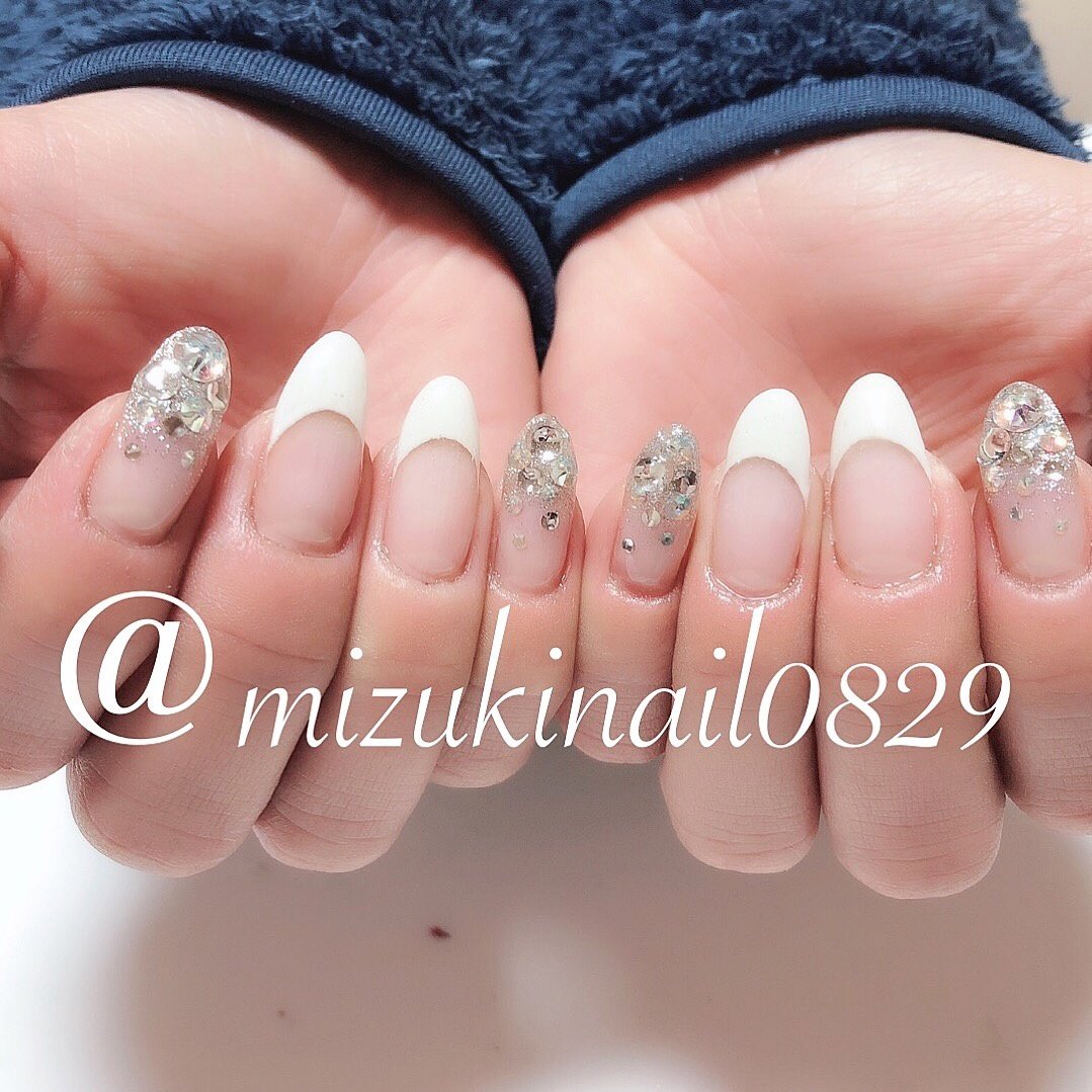 ハンド シンプル フレンチ グラデーション ラメ Mizukinailのネイルデザイン No ネイルブック