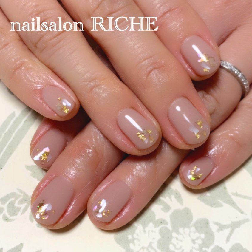 冬 オフィス ハンド シンプル シェル Nailsalon Richeのネイルデザイン No ネイルブック