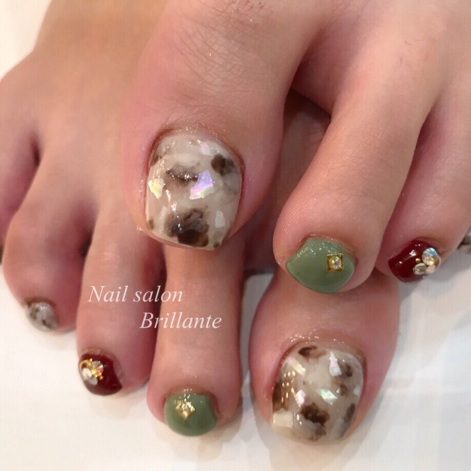 秋 冬 フット べっ甲 ショート Nailsalon Brillante ブリランテ のネイルデザイン No 3869375 ネイルブック