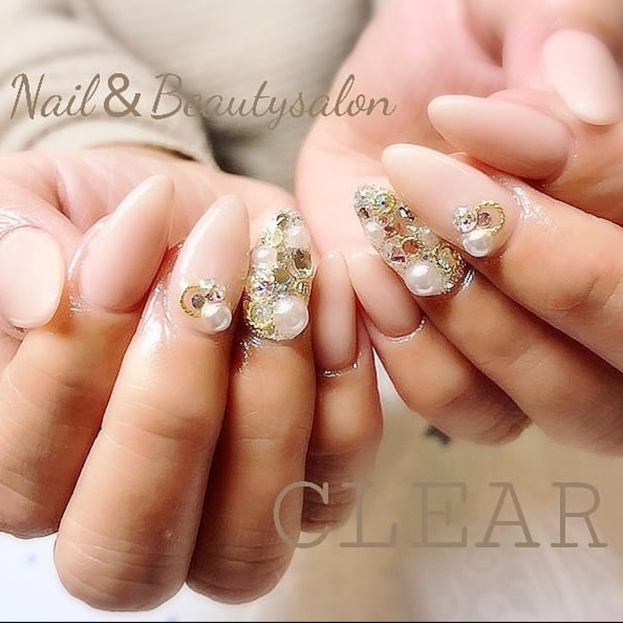 オールシーズン ハンド ロング ベージュ ジェルネイル Clear Nailsalonのネイルデザイン No ネイルブック