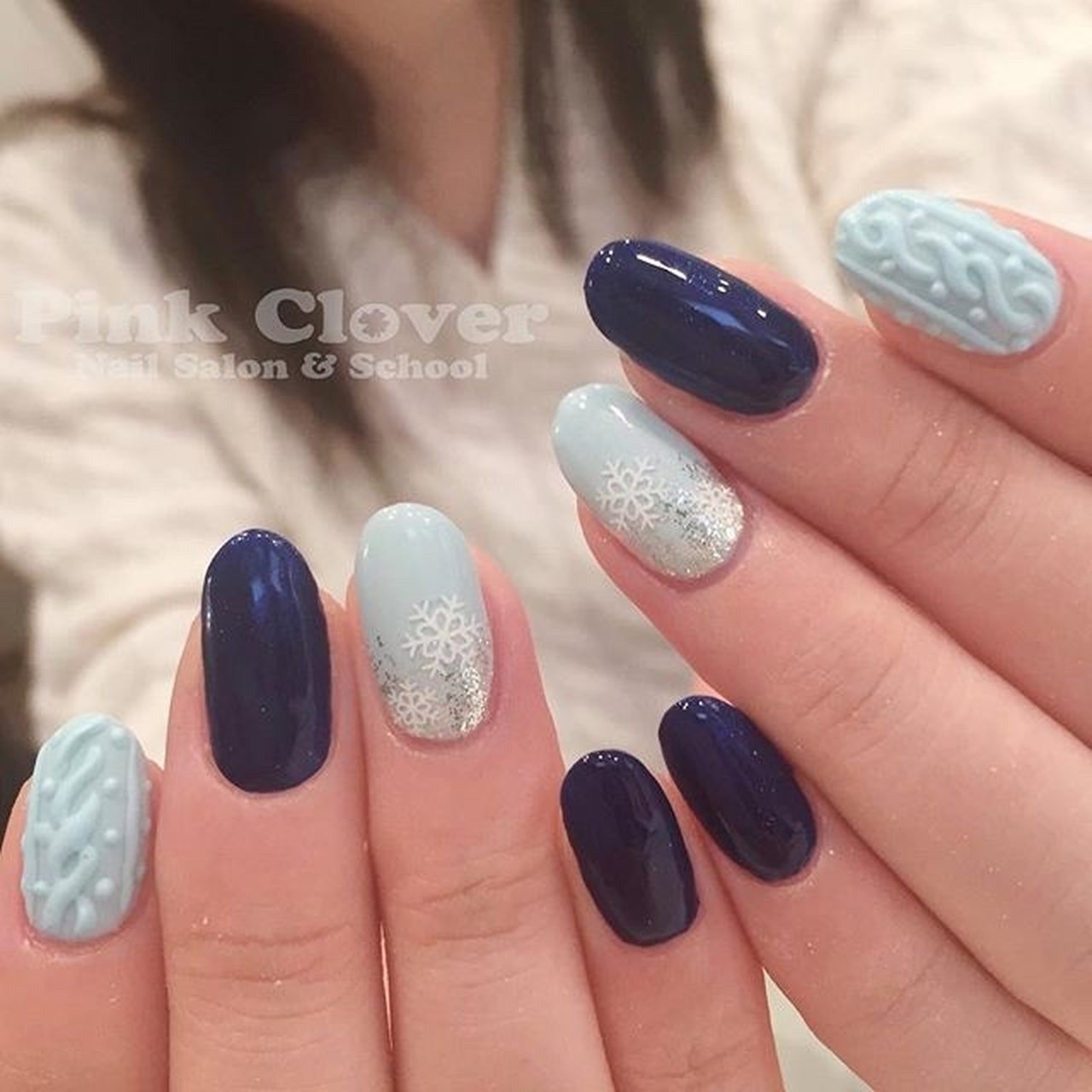 冬 ハンド ニット 雪の結晶 水色 Pink Clover ネイルサロン スクールのネイルデザイン No ネイルブック