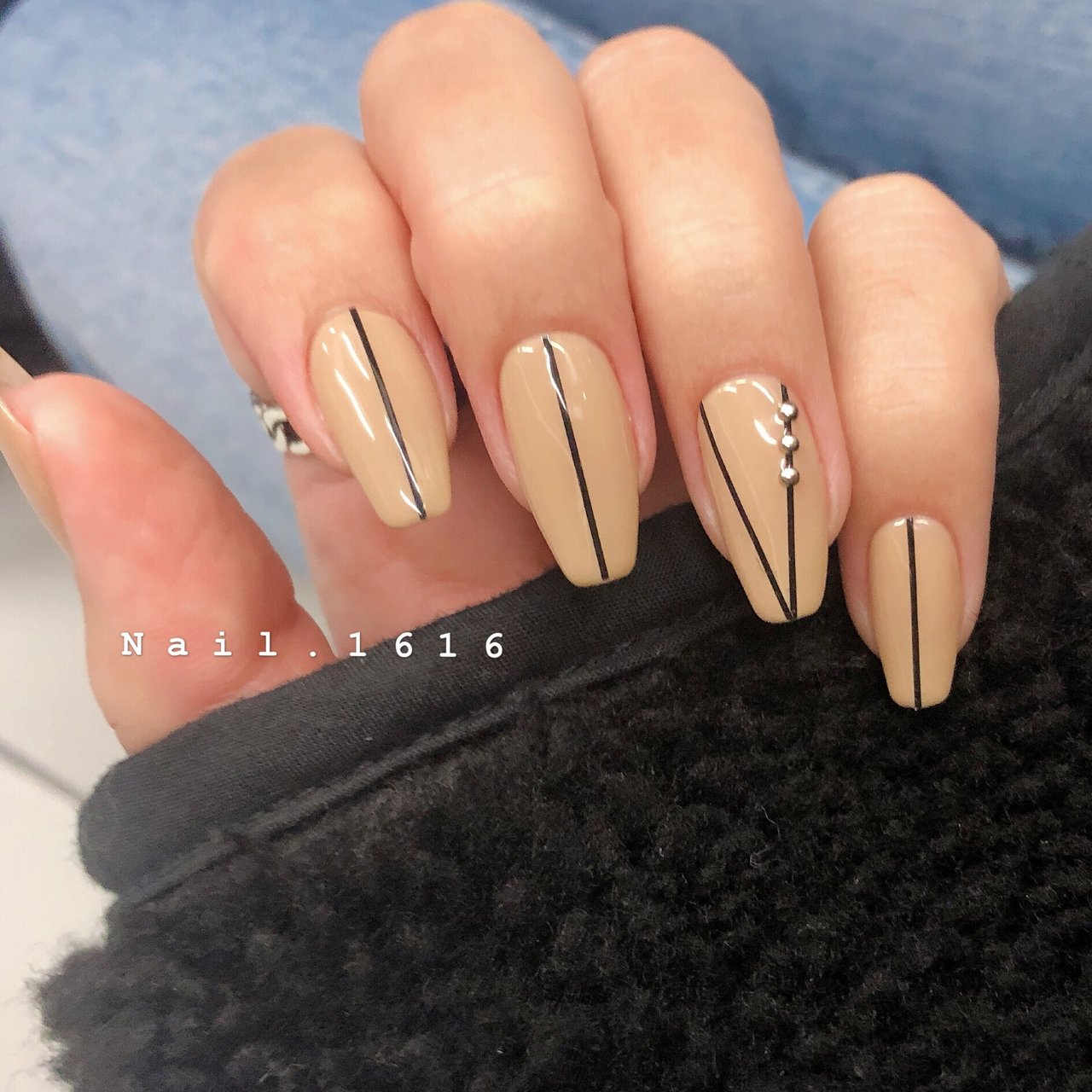 オールシーズン ハンド ワンカラー ロング ベージュ Nail 1616 ネイルドットイチロクイチロク のネイルデザイン No ネイルブック