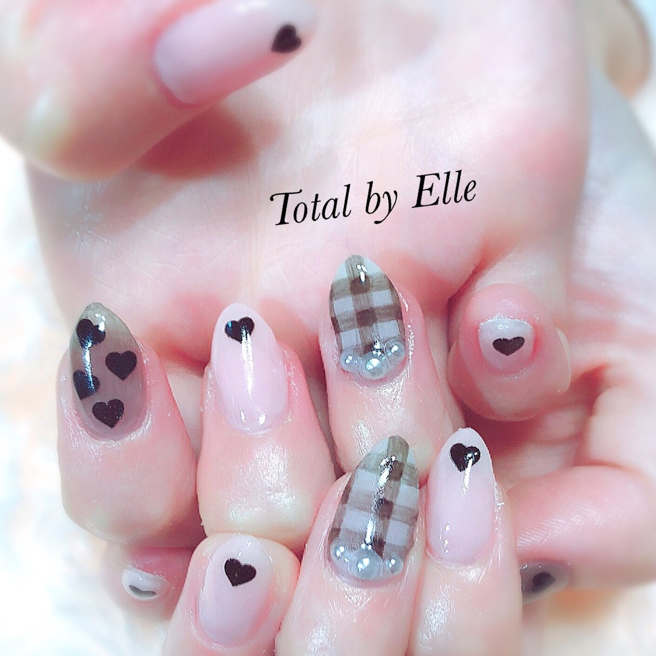 Total By Elle 吉田 美穂のネイルデザイン No ネイルブック