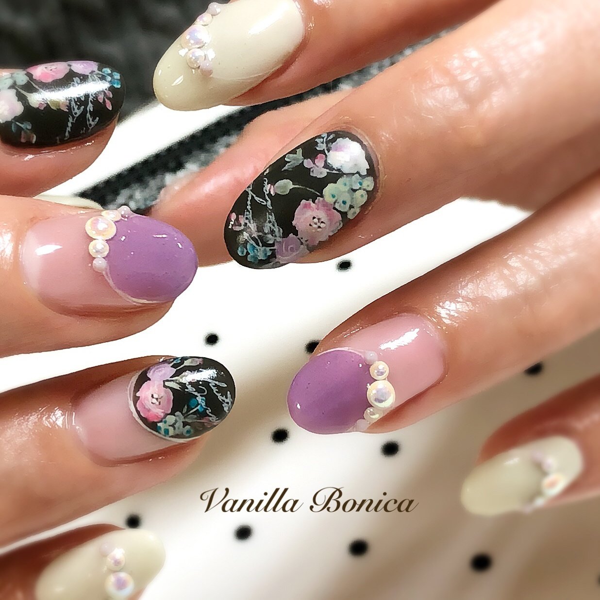 冬 オールシーズン バレンタイン 旅行 ハンド Nail Salon Vanilla Bonica バニラボニカ のネイル デザイン No ネイルブック