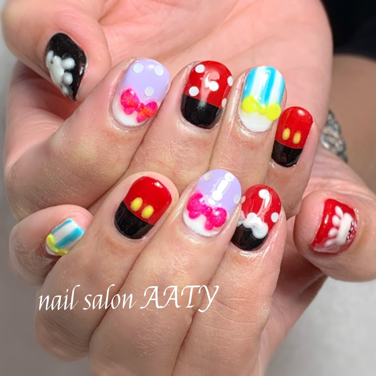 旅行 リゾート ハンド キャラクター ショート tynailのネイルデザイン No ネイルブック