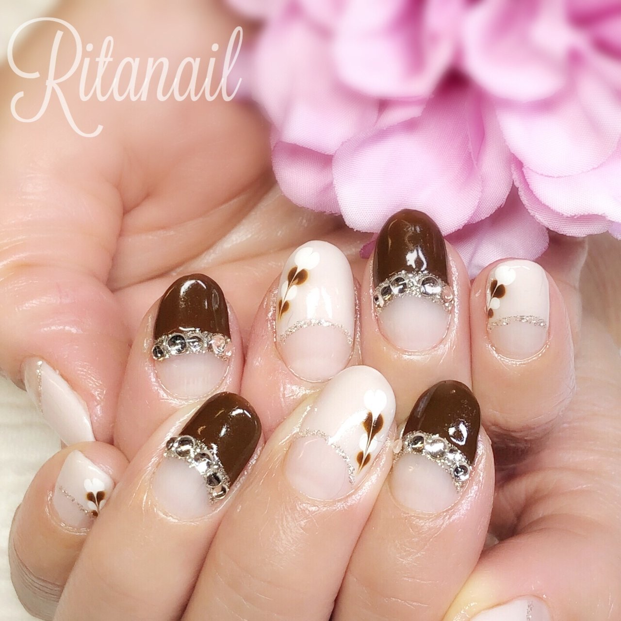 冬 バレンタイン ハンド フレンチ ミディアム Ritanailのネイルデザイン No 328 ネイルブック