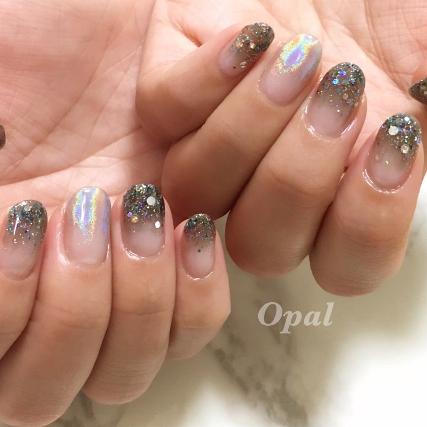 冬 ハンド シンプル グラデーション ホログラム Opal Nail Salonのネイルデザイン No 3896617 ネイルブック