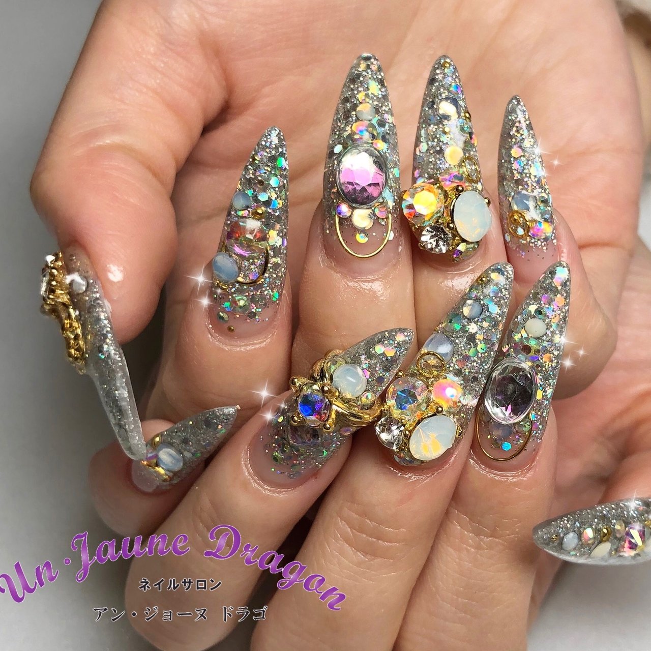 オールシーズン 成人式 旅行 海 ハンド Unjaunedragon アンジョーヌドラゴ のネイルデザイン No ネイルブック